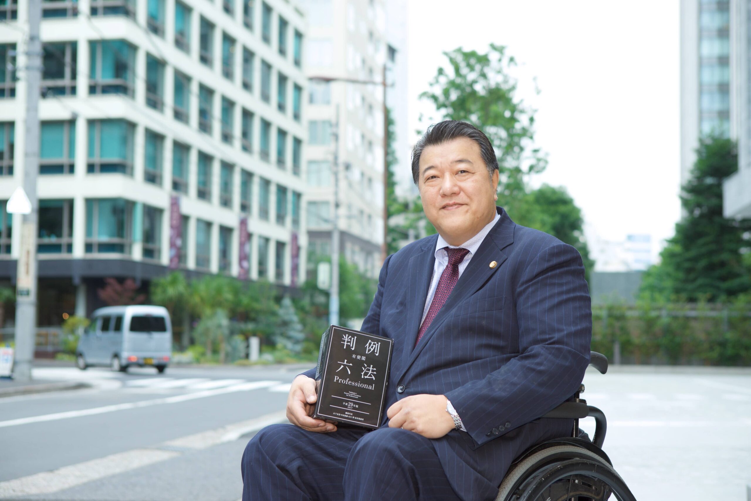 弁護士法人フロンティア法律事務所代表 株式会社クロスロード カンパニー代表 黒嵜隆氏 評判 口コミ 採用 起業当時の話まとめサイト